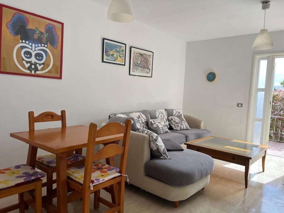 Playa Chica Apt With Terrace 100 M From The Sea Puerto del Carmen  Exterior foto