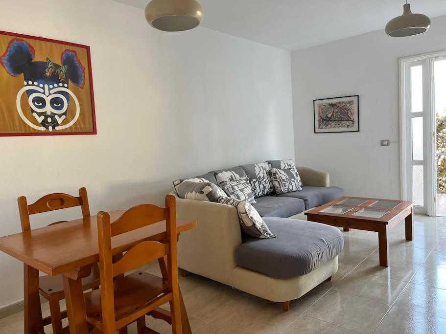 Playa Chica Apt With Terrace 100 M From The Sea Puerto del Carmen  Exterior foto